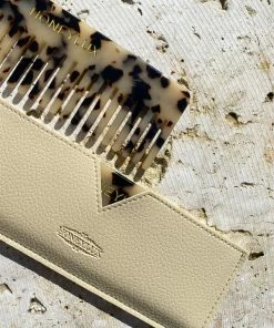 HoneyLux - Faire Vendor Acetate Detangling Comb By HoneyLux - Tortoise Shell
