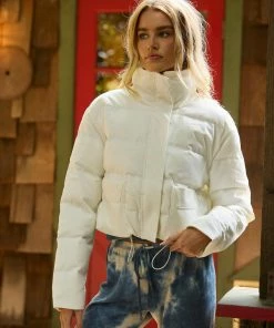 Summer Haus - Apparel Cozy Up Crop Puff Jacket By Summer Haus - White