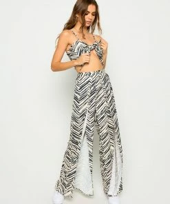 Beach Bunny Swimwear Eastyn Top - Black/Cream