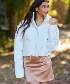 Summer Haus - Apparel Cozy Up Crop Puff Jacket By Summer Haus - White