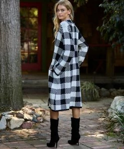 Beach Bunny Swimwear Clothing Tre Duster - White/Black