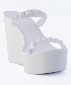 Tonino Wedge By Carmen Sol - White